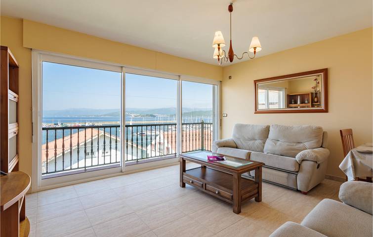 Meerblick Apt: 120sqm, Gefrierschrank, Parkplatz, WiFi, Strand: 1,5km in Praia de Coira (Porto do Son), Porto do Son