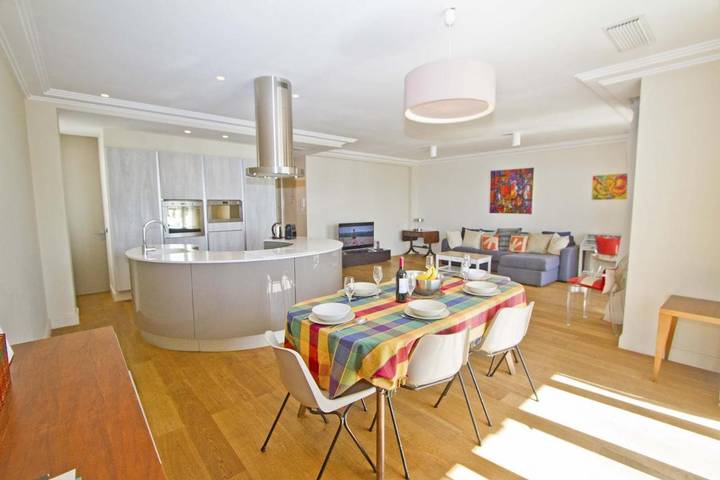 Gîte pour 4 personnes, avec balcon et vue dans Plage Fabron Bambou Nice - 3
