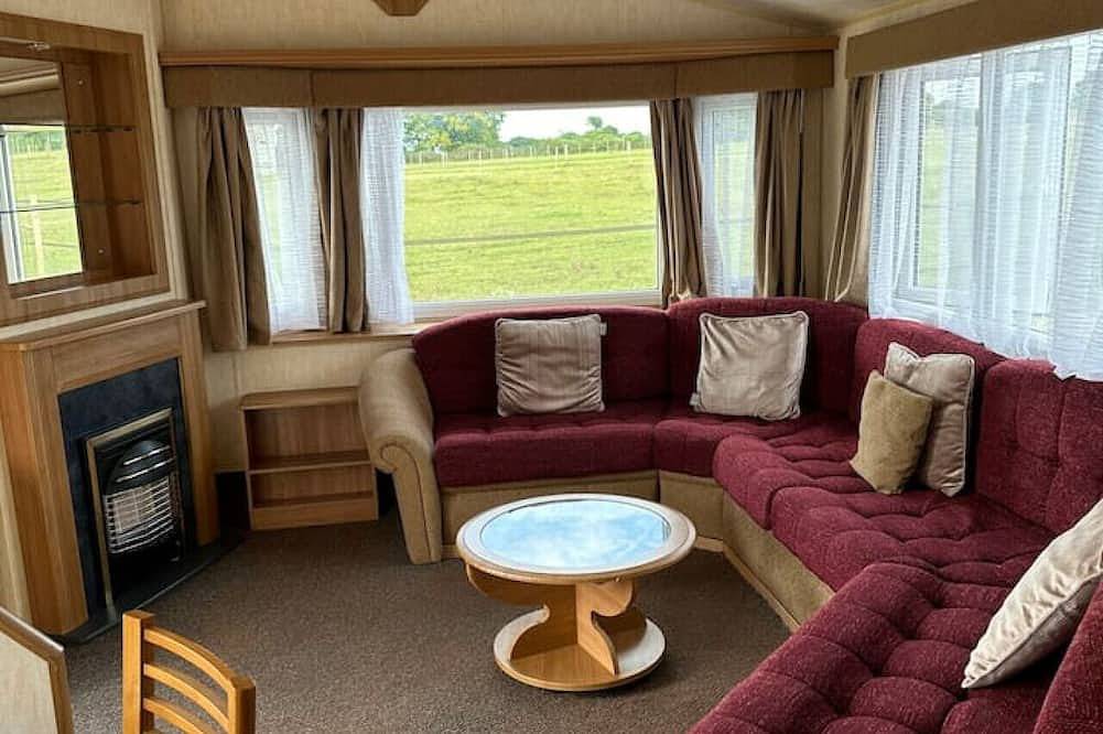 Static Caravan for 6 People in Hampshire, South East England