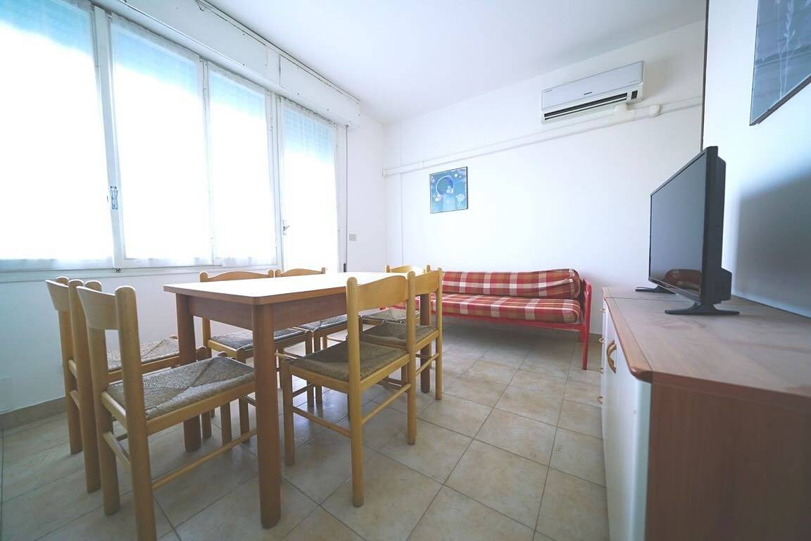 Apartamento entero, For rent Four-room apartment with sea view in Lido degli Estensi, Comacchio