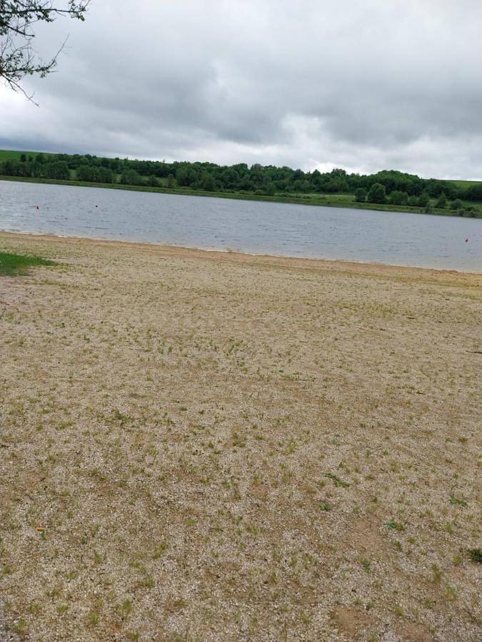 Gîte pour 4 personnes, adapté aux familles dans Lac de Bairon - 4