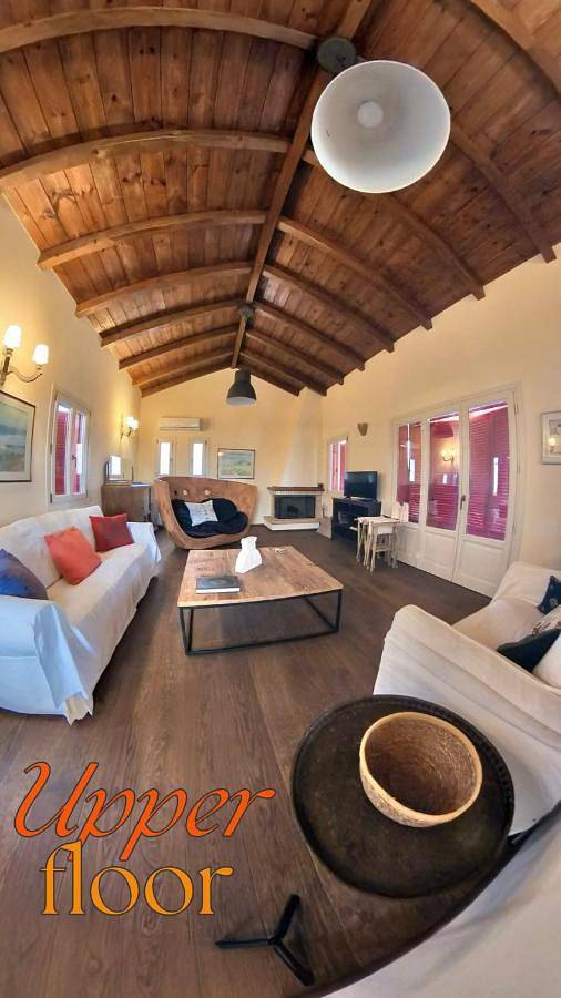 Casa de vacaciones para 6 personas, con jardín además de vistas y balcón en Delfos