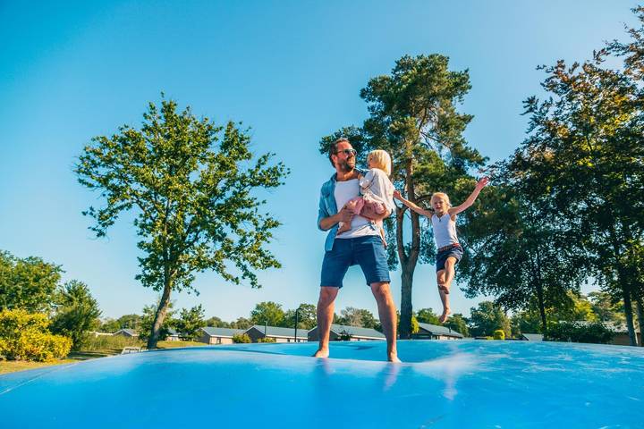 EuroParcs Zilverstrand — Glampingtent Luxe 6 in Mol, Antwerpen en omgeving