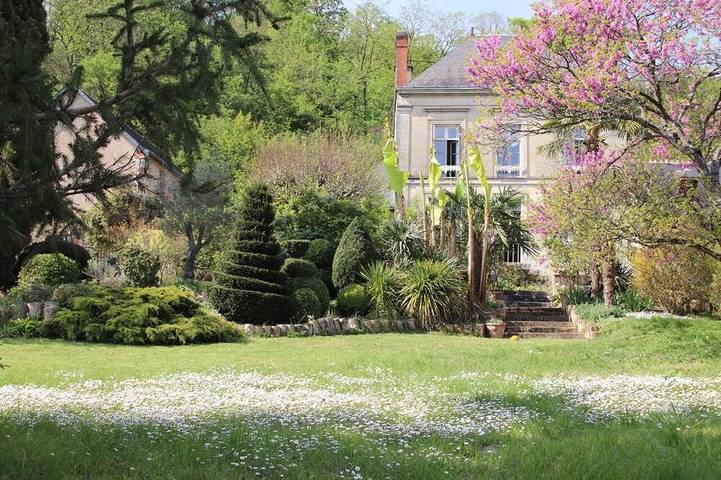 Location de vacances pour 10 personnes, avec jardin à Cinq-Mars-la-Pile