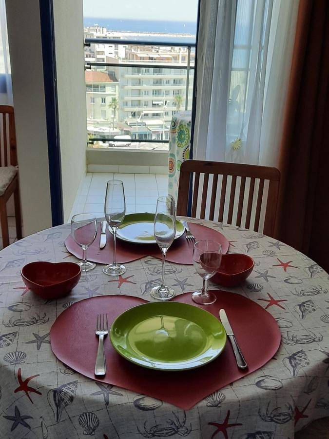 Gîte pour 3 personnes, avec balcon et vue dans Casino Du Canet En Rousillon - 4