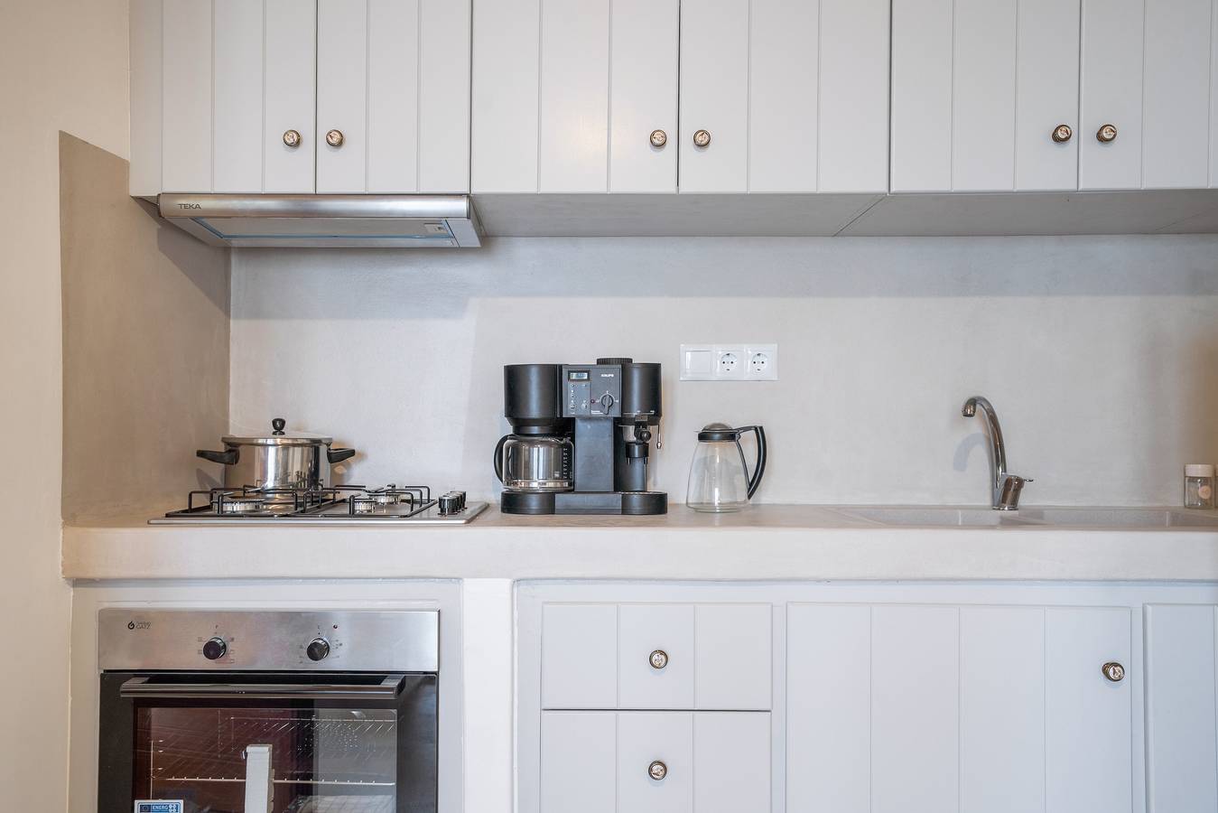 Hel lejlighed, Apartment 'Angel's  2' with Shared Terrace, Wi-Fi and Air Conditioning in Kithira