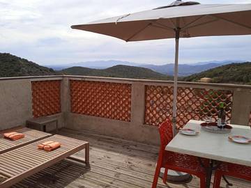 Gîte pour 2 personnes, avec vue et balcon à Bélesta