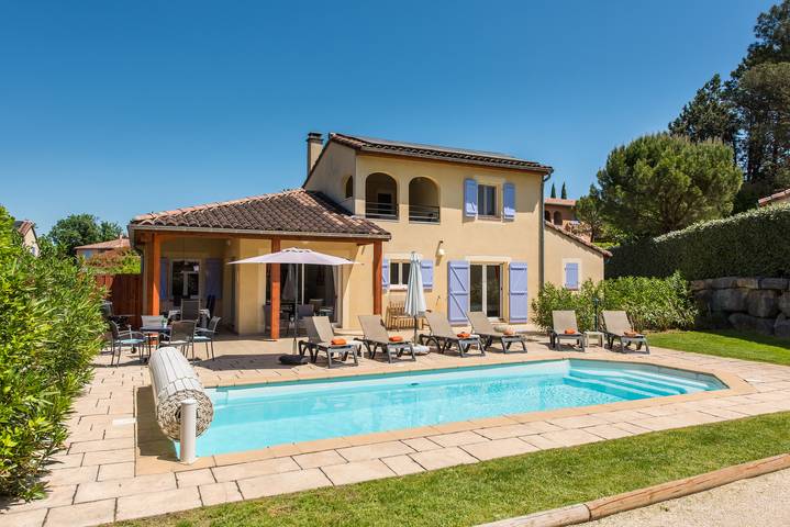 Gîte pour 8 personnes, avec piscine à Vallon-Pont-d'Arc - 4