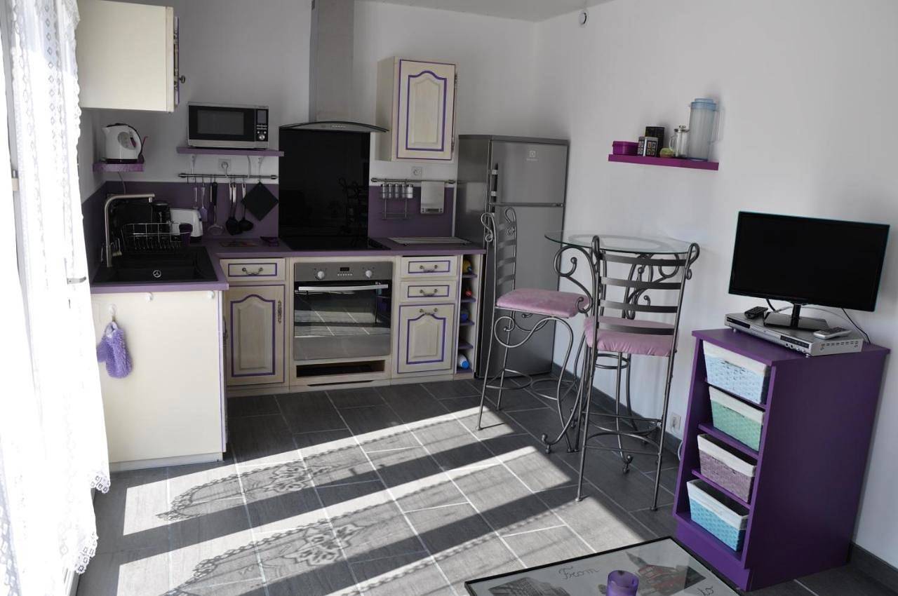 Appartement entier, Studio indépendant dans villa avec piscine à Gap in Gap, Région de Gap