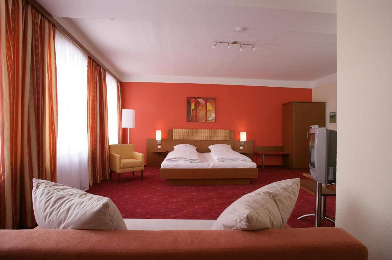 Double Room with Courtyard View in Dachau, Arrondissement de Dachau