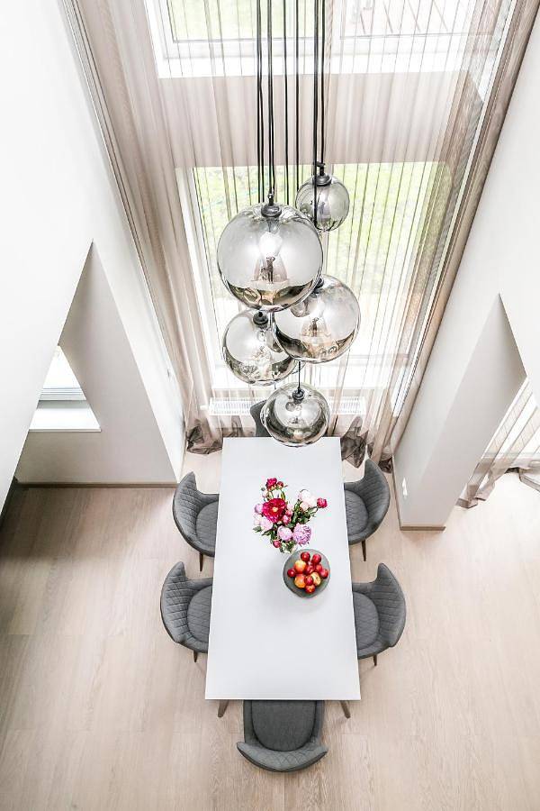 Ferienhaus für 8 Personen, mit Ausblick und Garten in Riga