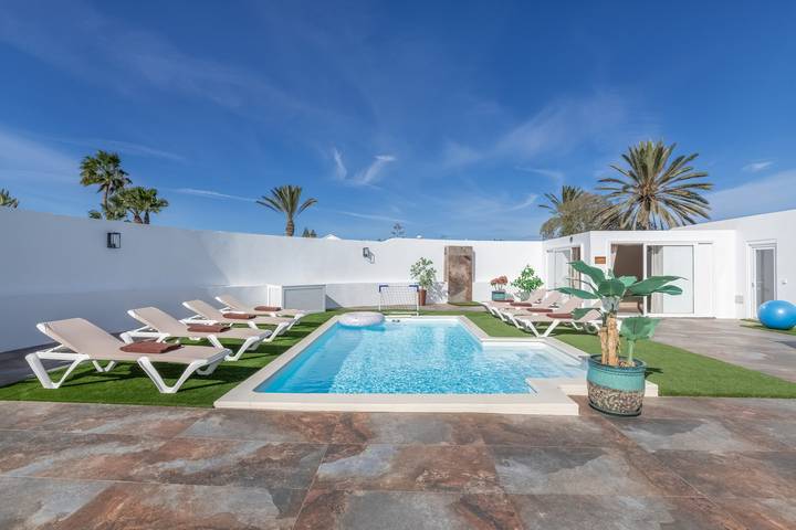Chalet para 12 personas, con jardín, Se admiten mascotas en Lanzarote - 2