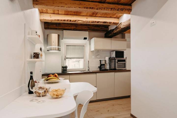 Apartment for 2 people in Mel