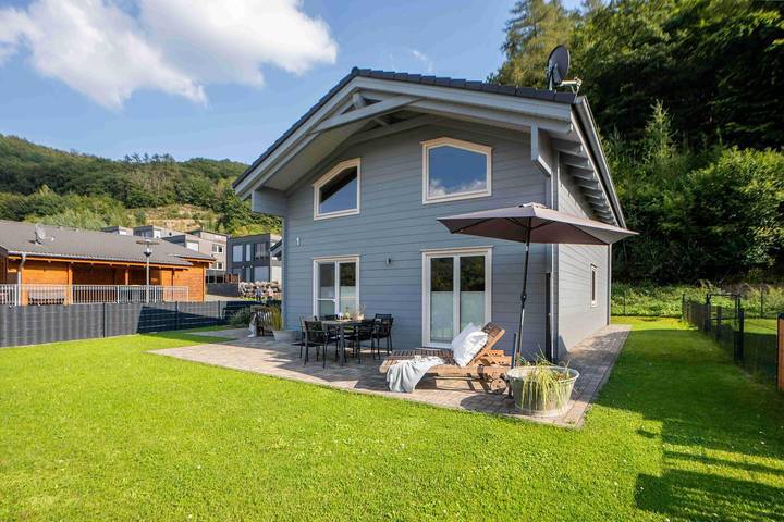 Ferienhaus für 6 Personen, mit Terrasse und Garten sowie Sauna und Ausblick in Mendig