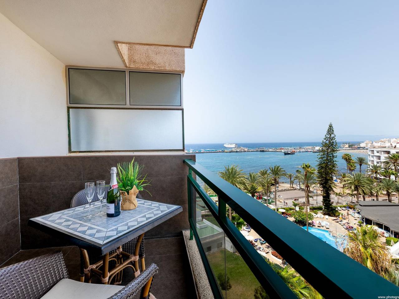 Studio entier, Beautiful studio beach front in Los Cristianos, Arona