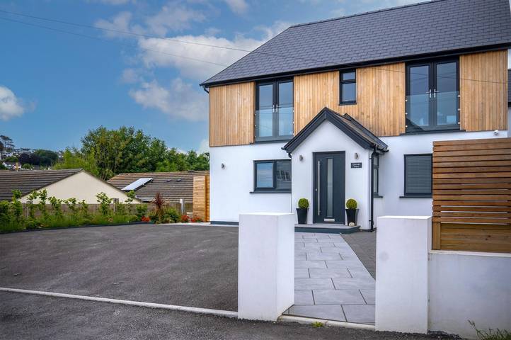 Gower View - 4 Bedroom Holiday Home - Saundersfoot in Saundersfoot, Pembrokeshire