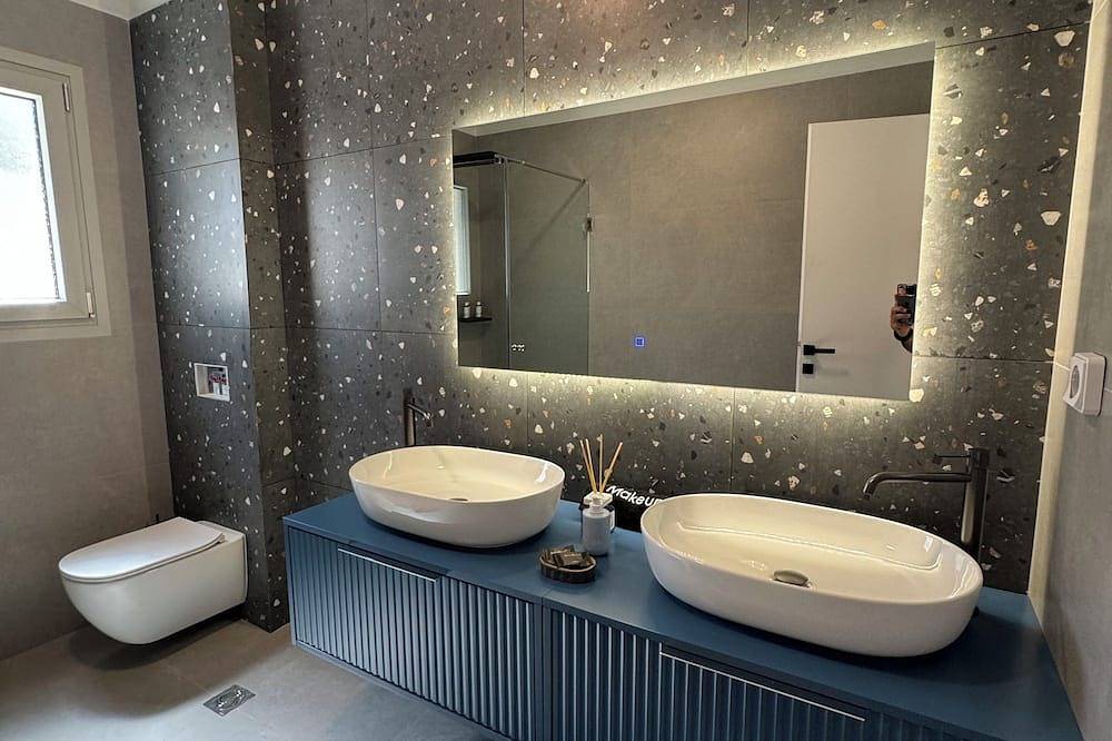 Villa Luminosa with private pool by Corfuville in Gouvia, Corfù