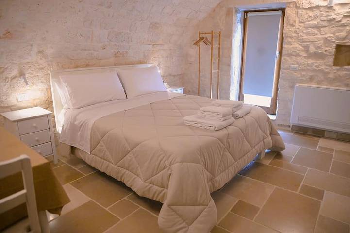 Botticella - Campanile Inn; Comfortable room in historic building -Locorotondo in Locorotondo, Province de Bari