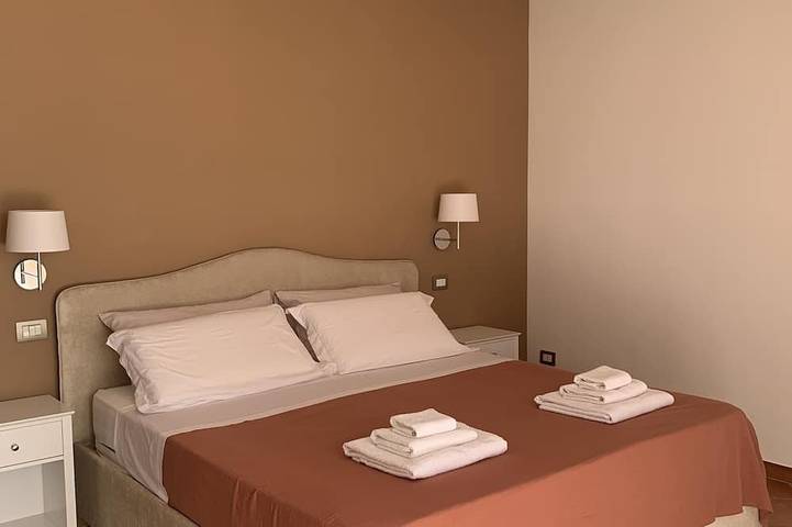 Location de vacances pour 7 personnes, avec jardin à Paternopoli - 2