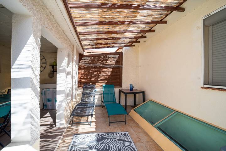 Location de vacances pour 7 personnes, avec Terrasse et Jardin dans Plage de l'Oli (Port-Vendres) - 4