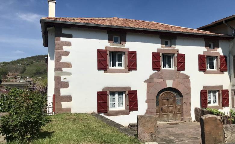 Gîte pour 6 personnes, avec jardin et balcon