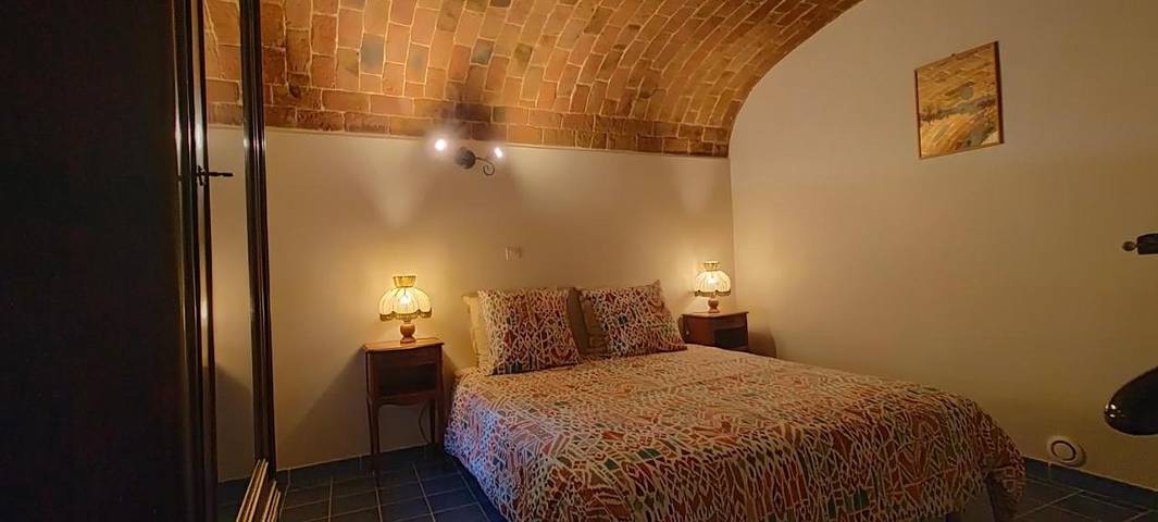 Gîte pour 4 personnes, avec Jacuzzi à Brouzet-lès-Alès