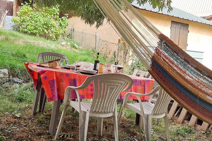 Gîte pour 2 personnes, avec jardin dans L'Alpe d'Huez - 2