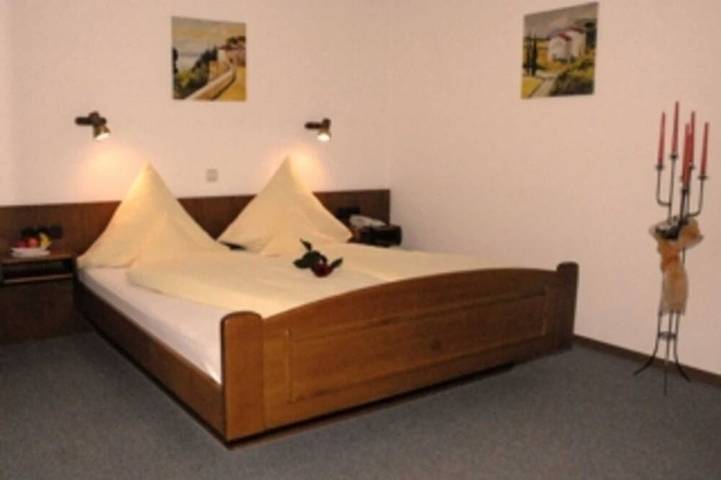 Ferienhaus für 2 Personen, mit Garten in Bad König