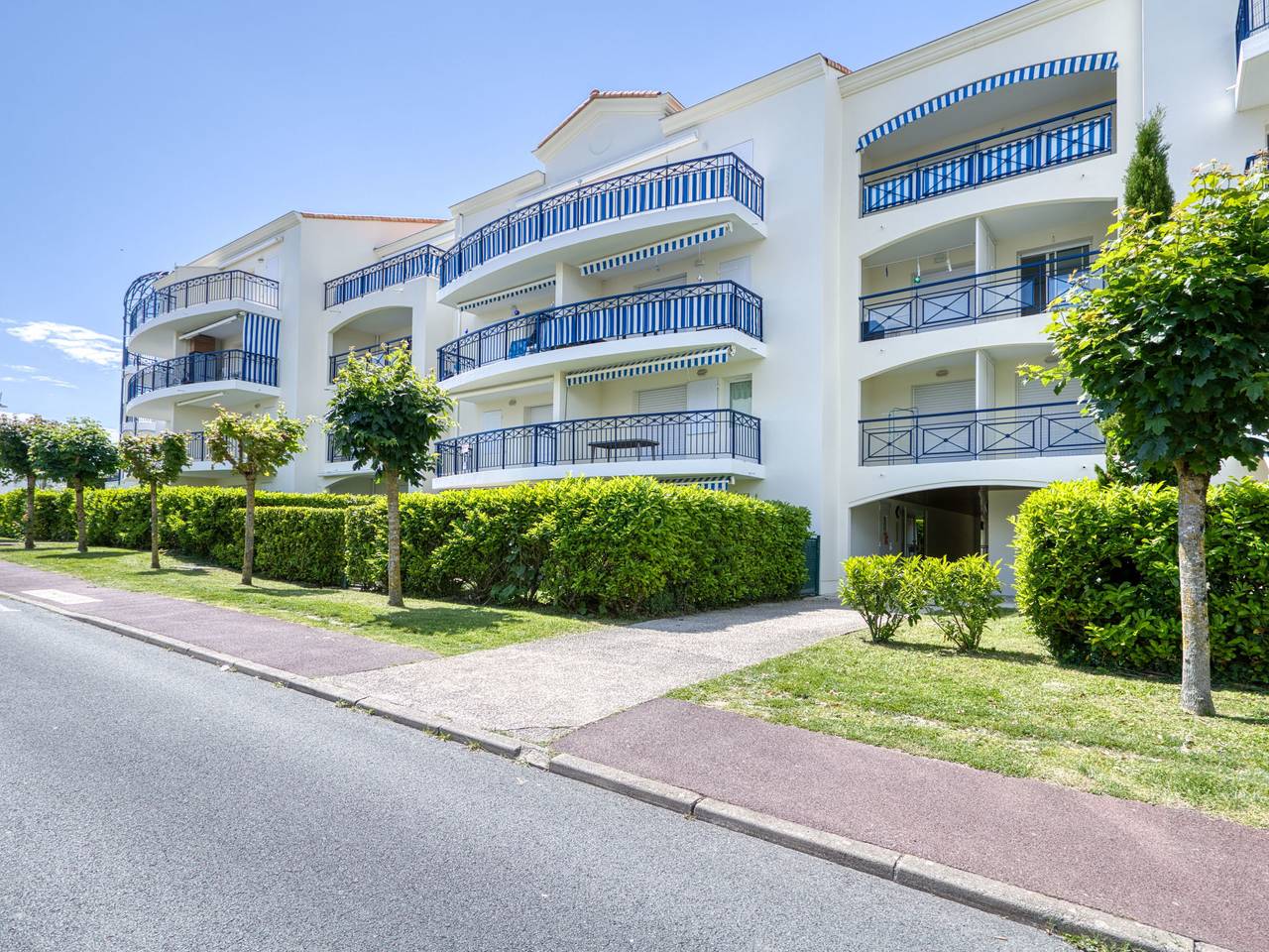 Entire apartment, Terrasses de Pontaillac in Vaux-sur-Mer, Côte de Beauté