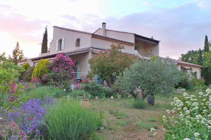 Provence / Luberon - Villa independiente con piscina y jacuzzi (8 pers.) in Saint-Saturnin-lès-Apt, Parque natural regional del Luberon