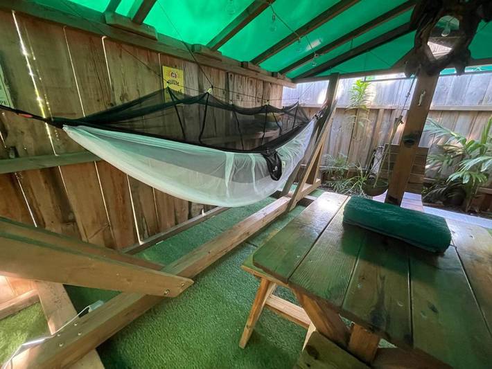 Location de vacances pour 2 personnes, avec terrasse et jardin à Terre-de-Haut - 2