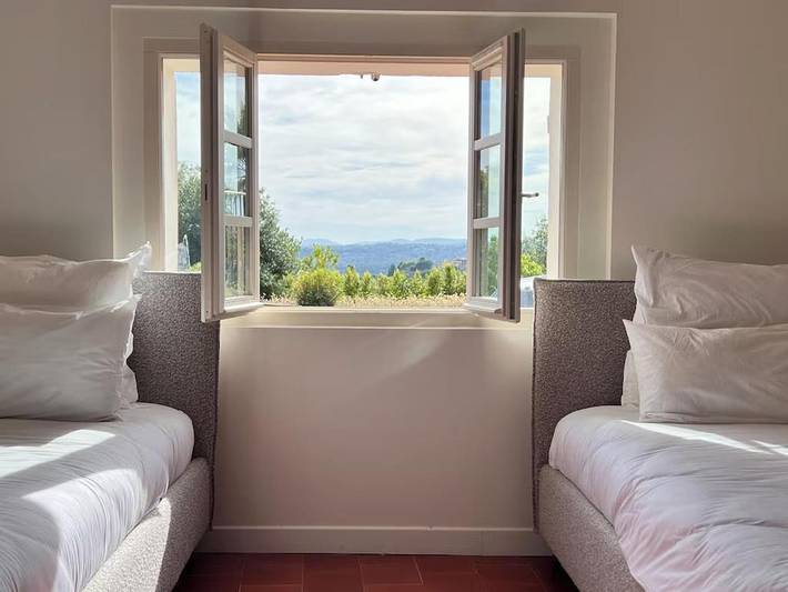 Maison d’hôte pour 2 personnes, avec jardin et vue ainsi que terrasse et piscine à Saint-Paul-de-Vence - 4