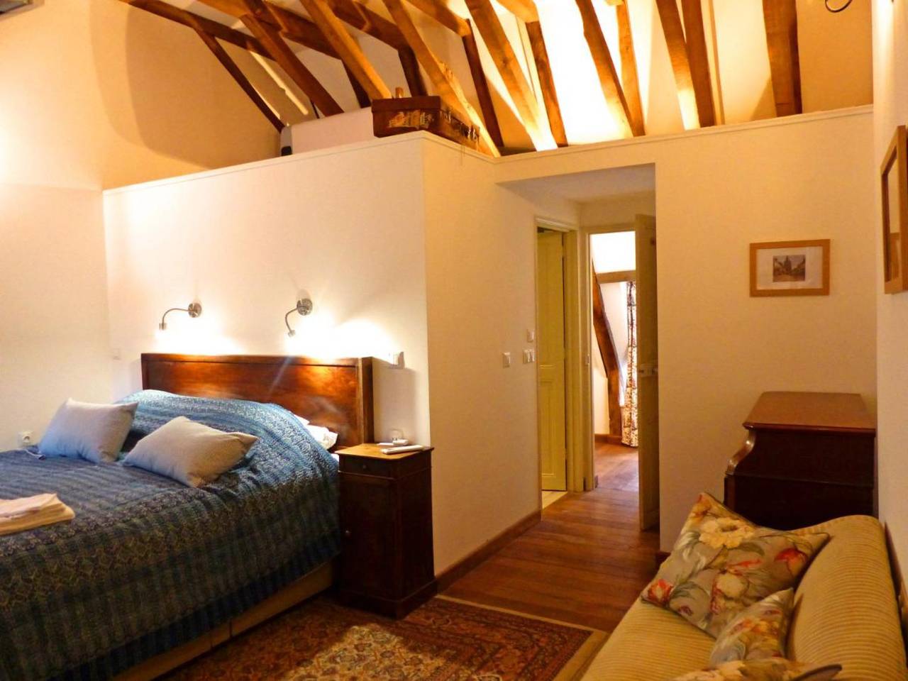 Casa de vacaciones 'L'ancien Collège' con piscina privada, Wi-Fi y aire acondicionado in Hérisson, Región de Montluçon