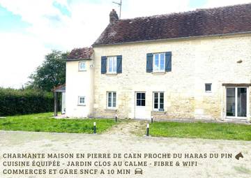 Gîte pour 5 personnes, avec terrasse ainsi que vue et jardin à Silly-en-Gouffern
