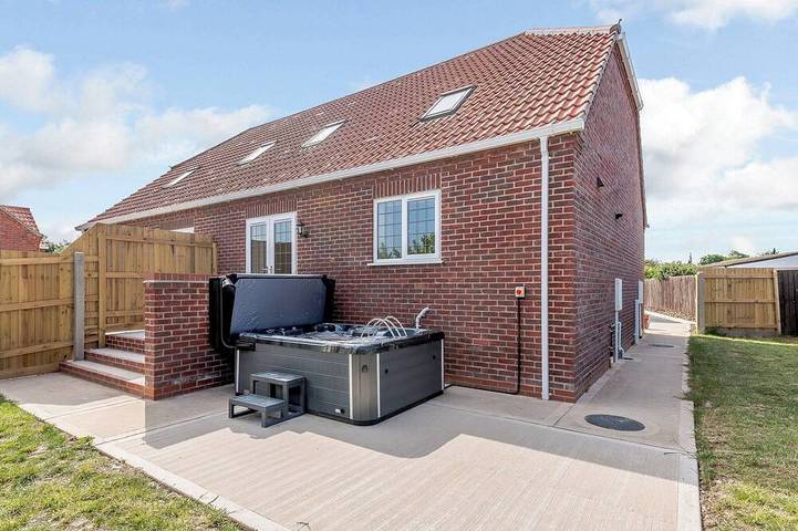 Cottage for 3 people, with garden and hot tub in Mablethorpe