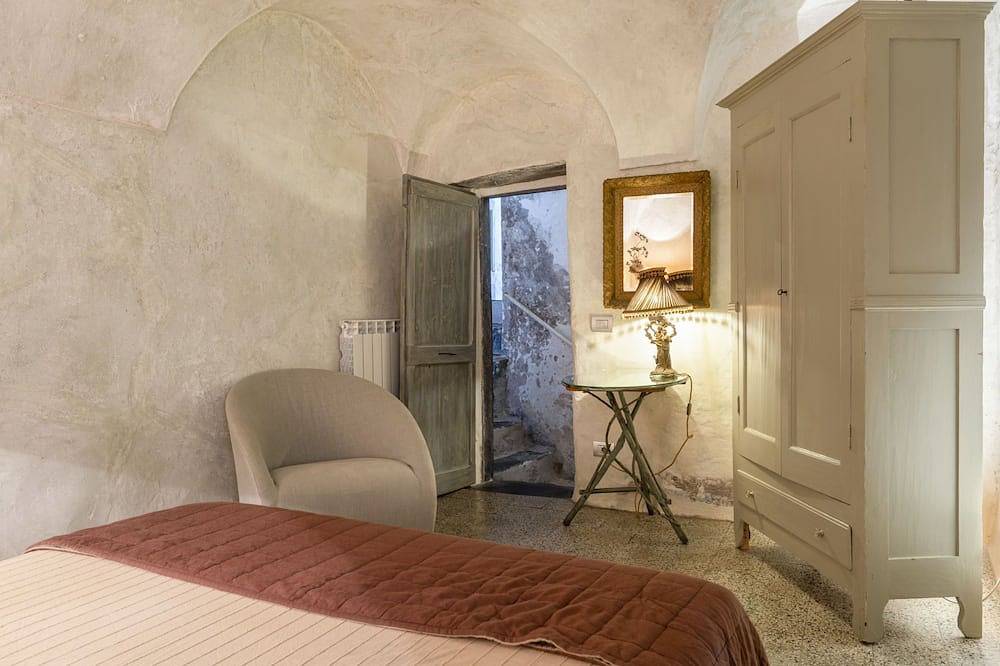 Ganze Wohnung, Geranio & Rosetta (Top132) by Interhome in Torre Papone, Pietrabruna