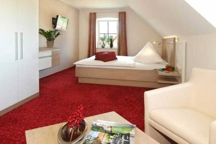 Ferienhaus für 6 Personen, mit Terrasse und Garten sowie Sauna in Kölpinsee - 2