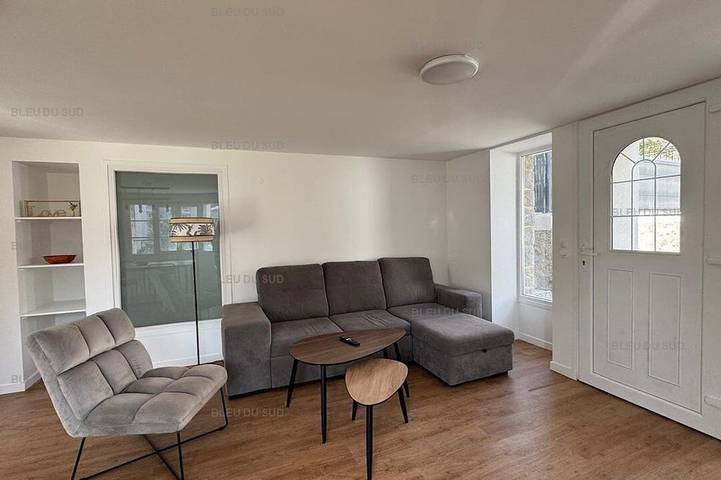Entire apartment, Renovated apartment with 2 bedrooms, terraces and mountain views – Vernet-les-Bains in Vernet-les-Bains, Parc naturel régional des Pyrénées catalanes
