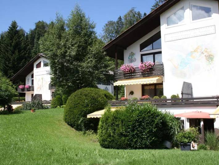 Ferienwohnung für 2 Personen, mit Balkon und Garten