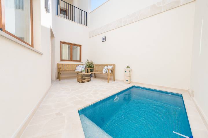 Chalet para 8 personas, con balcón y piscina - 1