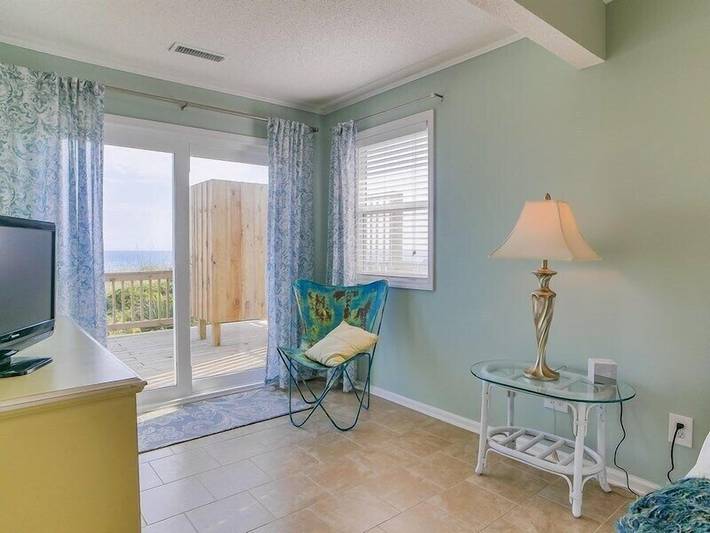 Vacation rental for 6 people, with terrace in Topsail Island