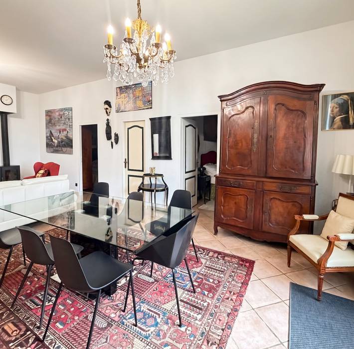 Ferienhaus für 8 Personen, mit Terrasse in Arles - 2