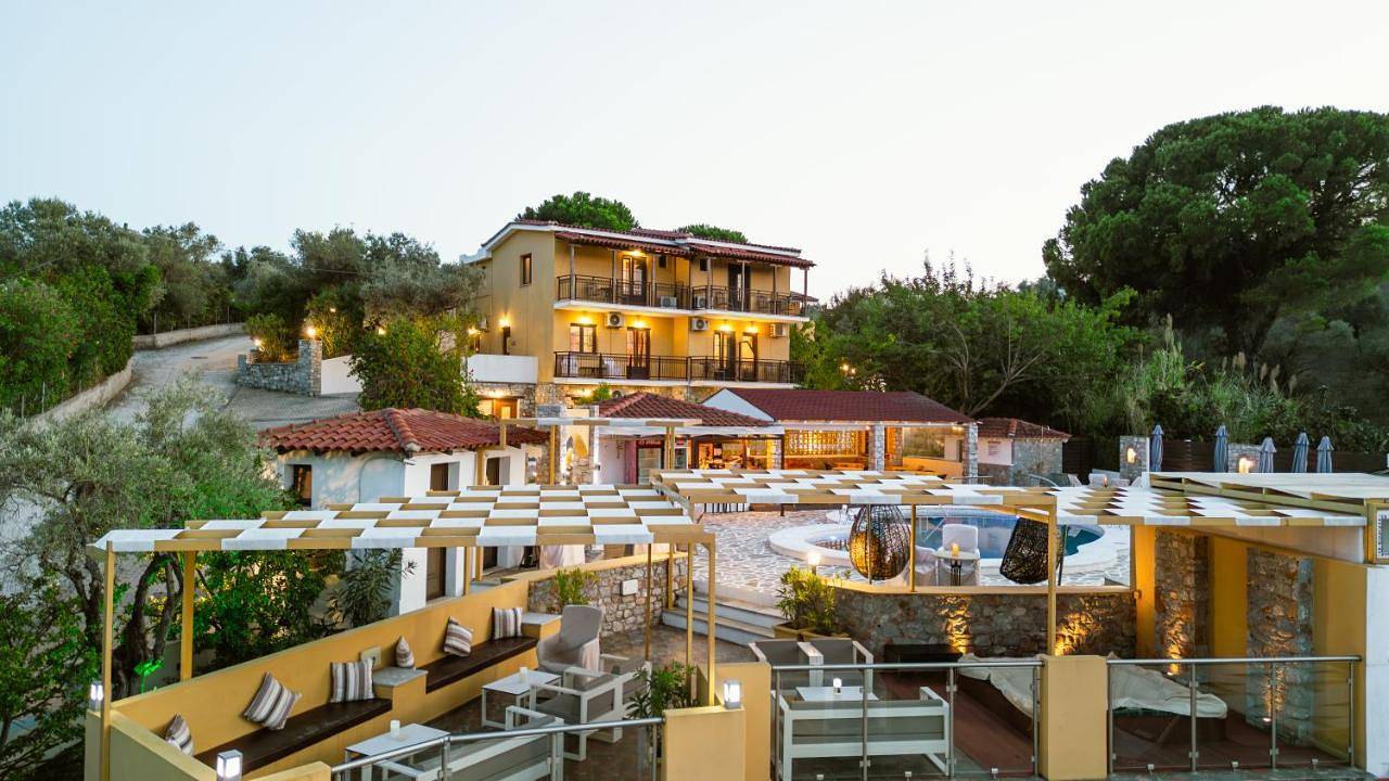 Skiathos Island Suites in Troulos, Sporades