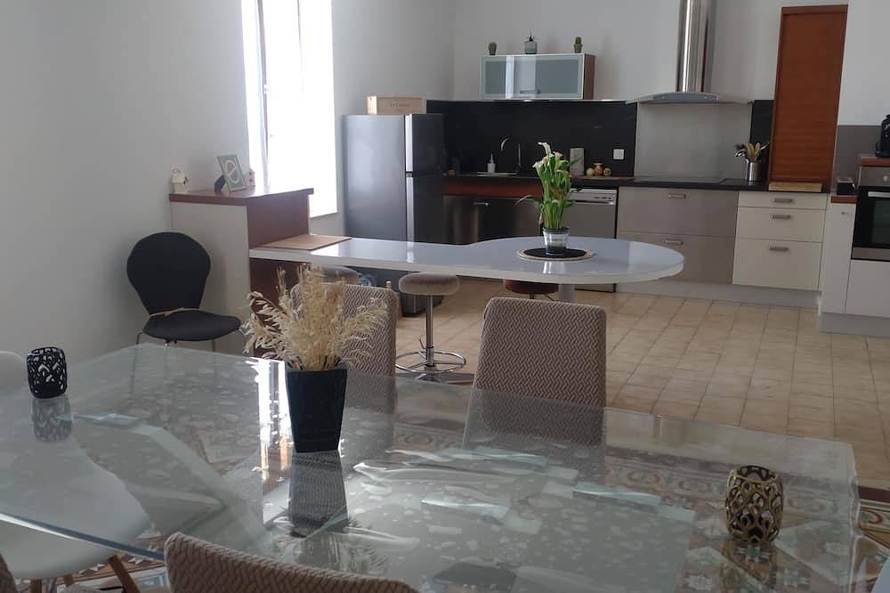 Maison Familiale Les Hirondelles in Magalas, Région de Béziers
