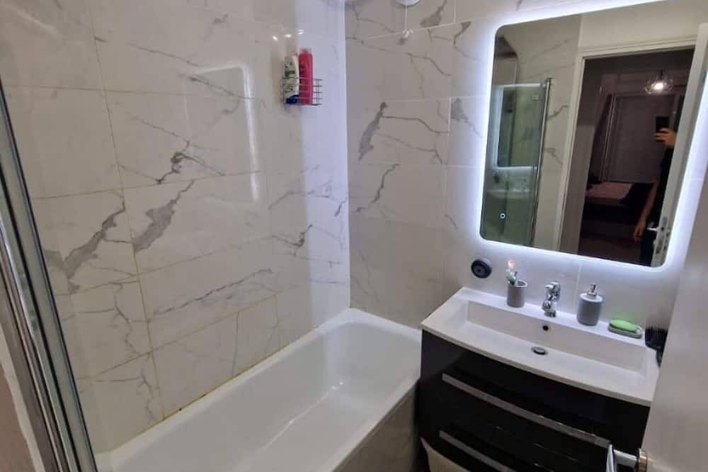 Appartement entier, Magnifique appartement proche village Olympique in Drancy, Seine-Saint-Denis