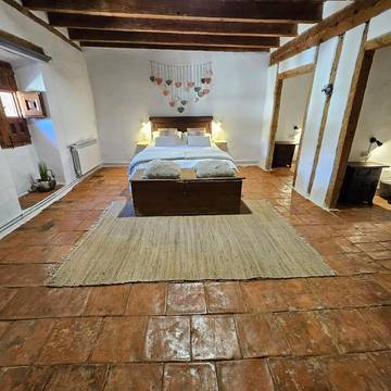 Casa rural para 6 personas, con jardín en Arlanza