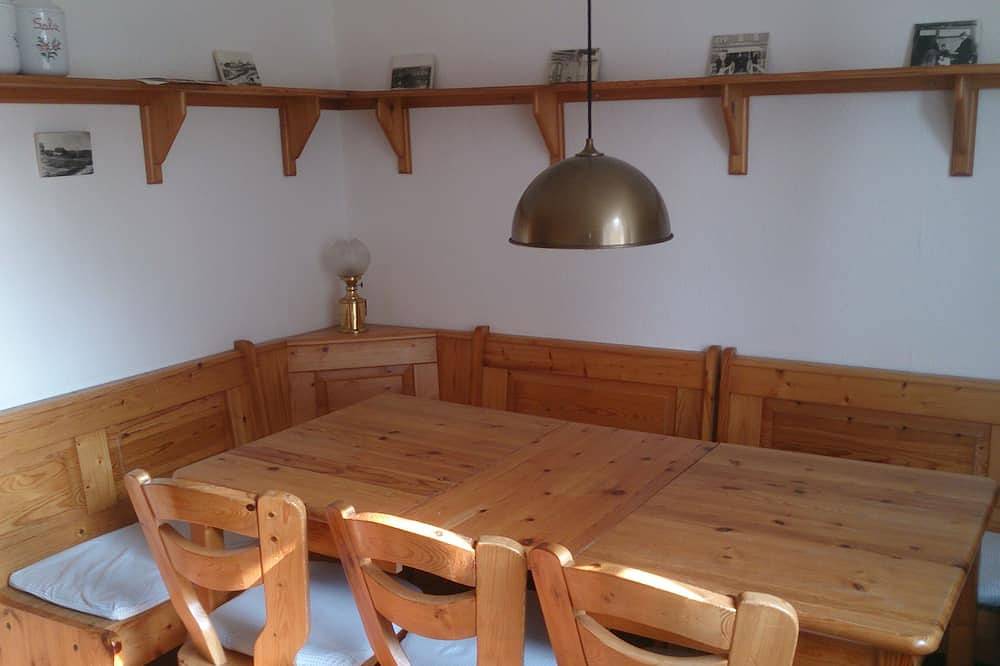 Großes Ferienhaus für bis zu 9 Personen in 4 Schlafzimmern in Baltrum