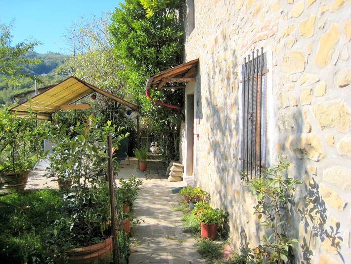 Baita per 8 persone, con Terrazza e Piscina a San Miniato