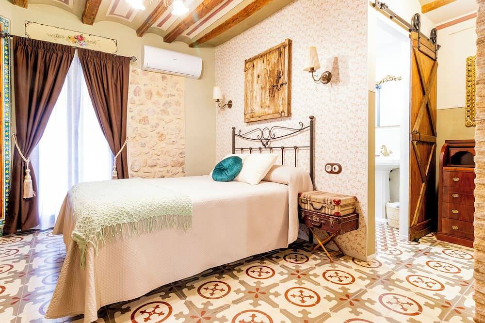 Ganze Wohnung, Refugi dels Somnis - \"Antiguo Pincel\" - Charming Tourism in Onda in Onda, Castellón Provinz