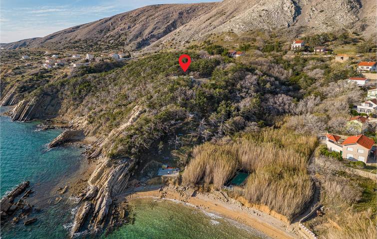 Ganze Ferienwohnung, Modernes Apartment mit Terrasse, WLAN und 800 m Entfernung zum Strand von Dubrava in Pag Stadt, Pag